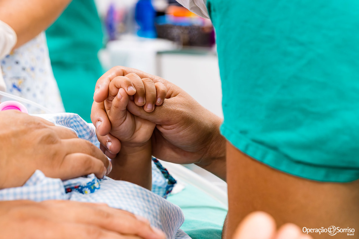 Operação Sorriso Brasil, MIssão Porto Velho, Operation Smile, Azul linhas aereas, Rondônia, Lábio leporino, fenda palatina, Johnson & Johnson, triagem, cirurgias, crianças, 