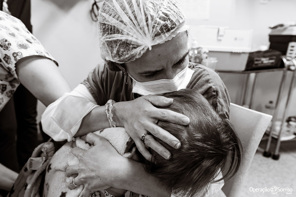 Operação Sorriso Brasil, MIssão Porto Velho, Operation Smile, Azul linhas aereas, Rondônia, Lábio leporino, fenda palatina, Johnson & Johnson, triagem, cirurgias, crianças, 