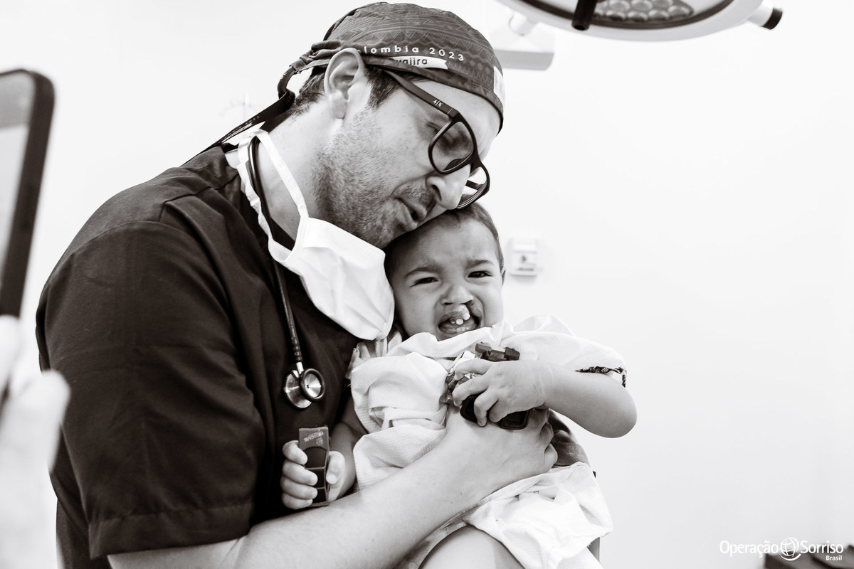 Operação Sorriso Brasil, MIssão Porto Velho, Operation Smile, Azul linhas aereas, Rondônia, Lábio leporino, fenda palatina, Johnson & Johnson, triagem, cirurgias, crianças, 