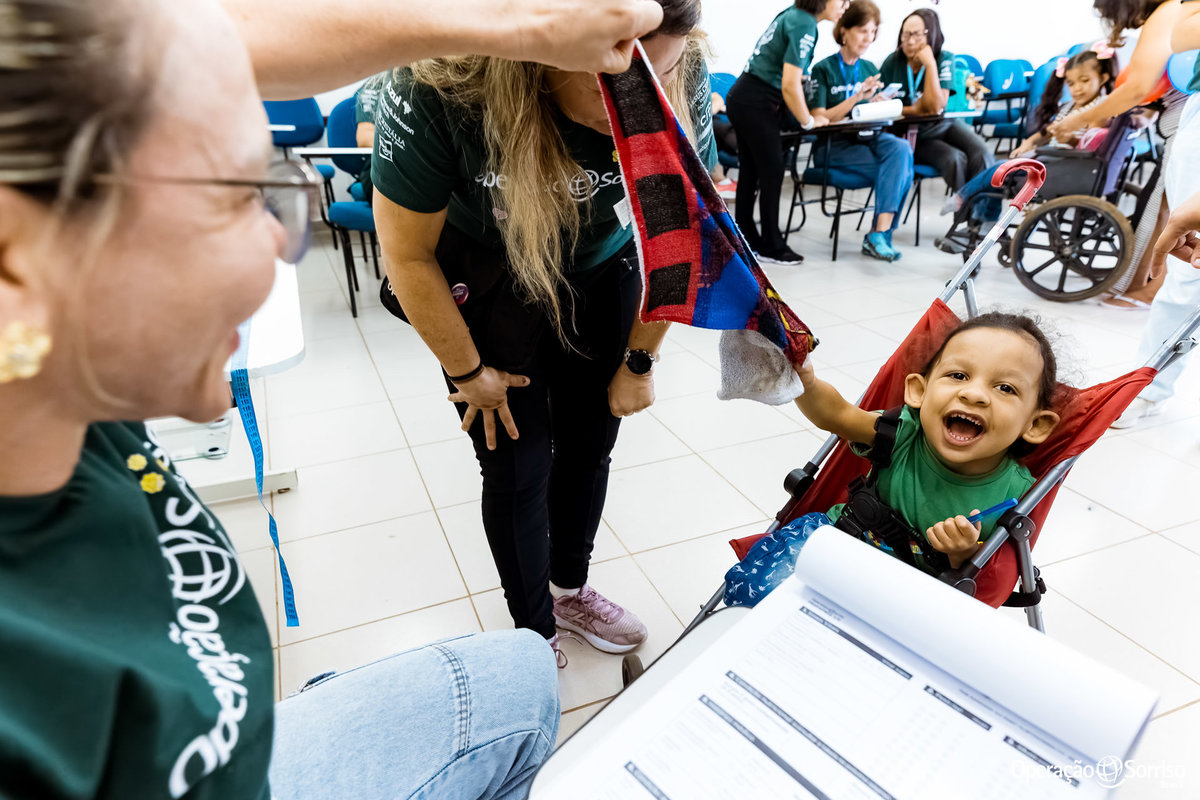 Operação Sorriso Brasil, MIssão Porto Velho, Operation Smile, Azul linhas aereas, Rondônia, Lábio leporino, fenda palatina, Johnson & Johnson, triagem, cirurgias, crianças, 