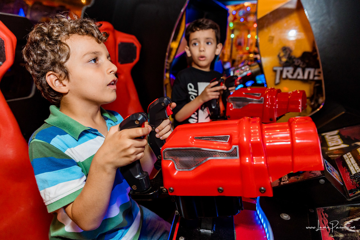 aniversario de 7 anos, tema youtube, infantil de menino, Festa com decoração, doces, brincadeiras, diversão, bolo, familia, fotografia de aniversario, fotografo infantil, fotografo em natal, festa n game station, Natal Shopping