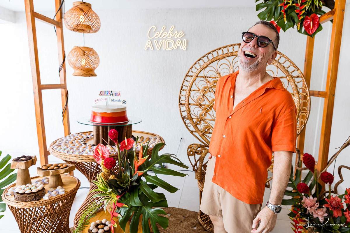 aniversario de adulto - 59 anos - 53 anos - Ampern - festa - bolo -  familia - fotografia de aniversario - amigos - fotografo em natal - churrasco - pagode - Evento - Festa simples - diversão - decoração - Celebra a vida 