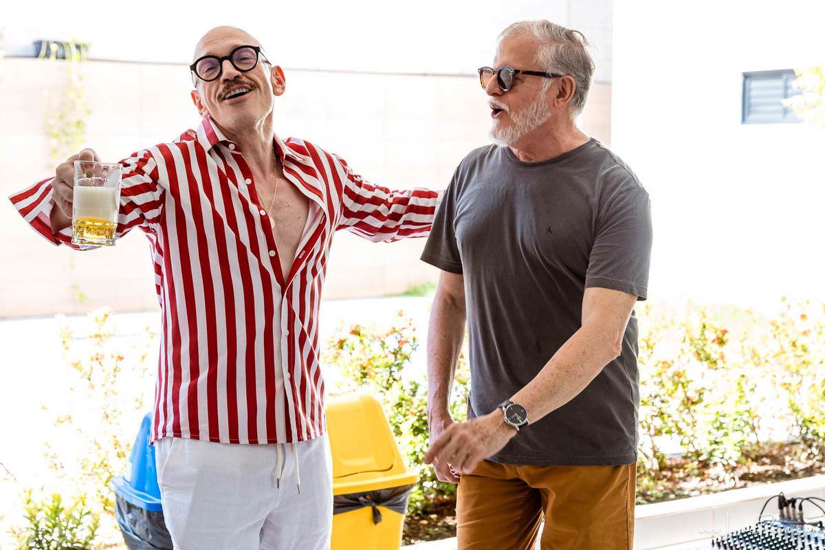 aniversario de adulto - 59 anos - 53 anos - Ampern - festa - bolo -  familia - fotografia de aniversario - amigos - fotografo em natal - churrasco - pagode - Evento - Festa simples - diversão - decoração - Celebra a vida 