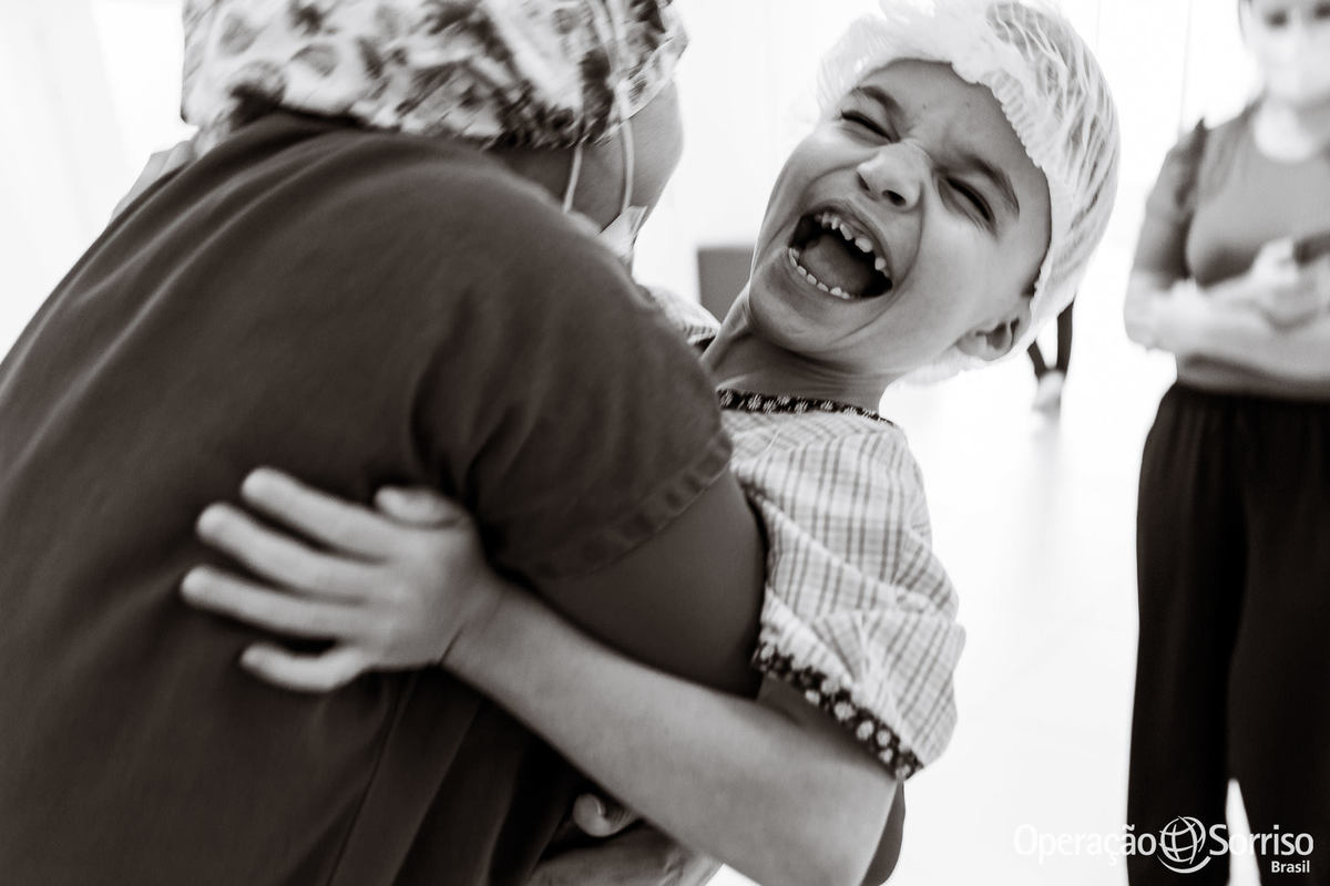 Operação Sorriso Brasil, Women in Medice,  MIssão Mossoró, Operation Smile, Azul linhas aereas, Hospital da Mulher,  Lábio leporino, fenda palatina, triagem, cirurgias, crianças, medicos, volutários, trabalho voluntário
