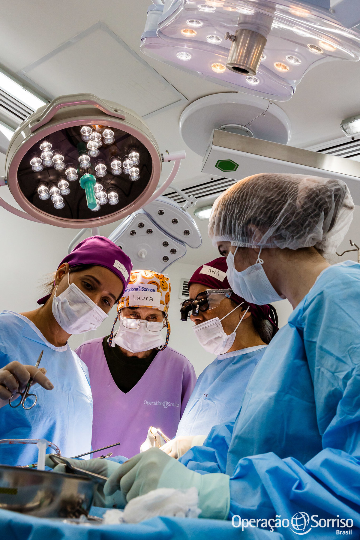 Operação Sorriso Brasil, Women in Medice,  MIssão Mossoró, Operation Smile, Azul linhas aereas, Hospital da Mulher,  Lábio leporino, fenda palatina, triagem, cirurgias, crianças, medicos, volutários, trabalho voluntário