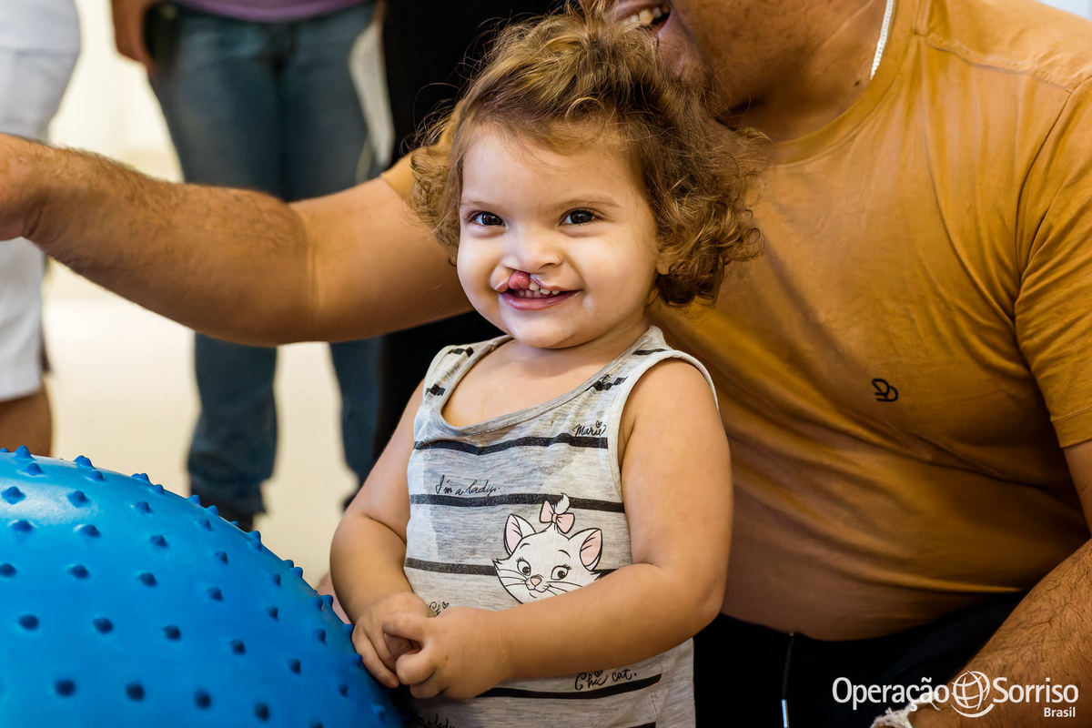Operação Sorriso Brasil, Women in Medice,  MIssão Mossoró, Operation Smile, Azul linhas aereas, Hospital da Mulher,  Lábio leporino, fenda palatina, triagem, cirurgias, crianças, medicos, volutários, trabalho voluntário