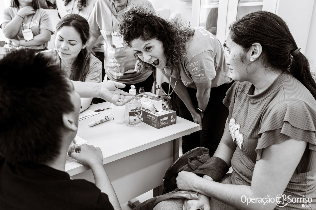 Operação Sorriso Brasil, Women in Medice,  MIssão Mossoró, Operation Smile, Azul linhas aereas, Hospital da Mulher,  Lábio leporino, fenda palatina, triagem, cirurgias, crianças, medicos, volutários, trabalho voluntário