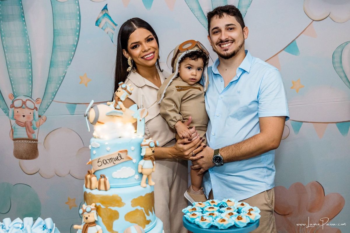festa no condominio, festa de menino, aniversario de 1 ano, tema Ursinho Aviador, infantil de menino, doces, brincadeiras, diversão, bolo, familia, fotografia de aniversario, fotografo infantil, fotografo em natal