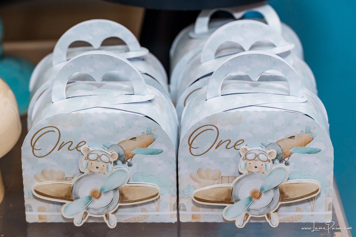 festa no condominio, festa de menino, aniversario de 1 ano, tema Ursinho Aviador, infantil de menino, doces, brincadeiras, diversão, bolo, familia, fotografia de aniversario, fotografo infantil, fotografo em natal