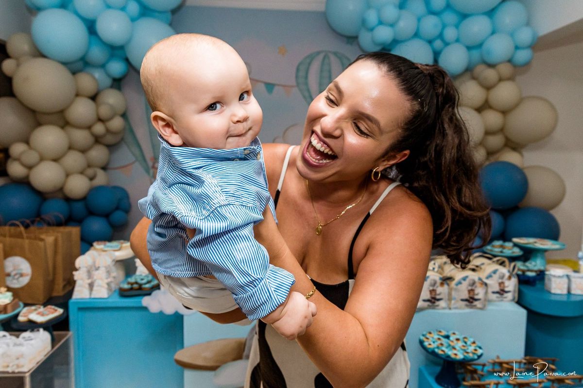 festa no condominio, festa de menino, aniversario de 1 ano, tema Ursinho Aviador, infantil de menino, doces, brincadeiras, diversão, bolo, familia, fotografia de aniversario, fotografo infantil, fotografo em natal