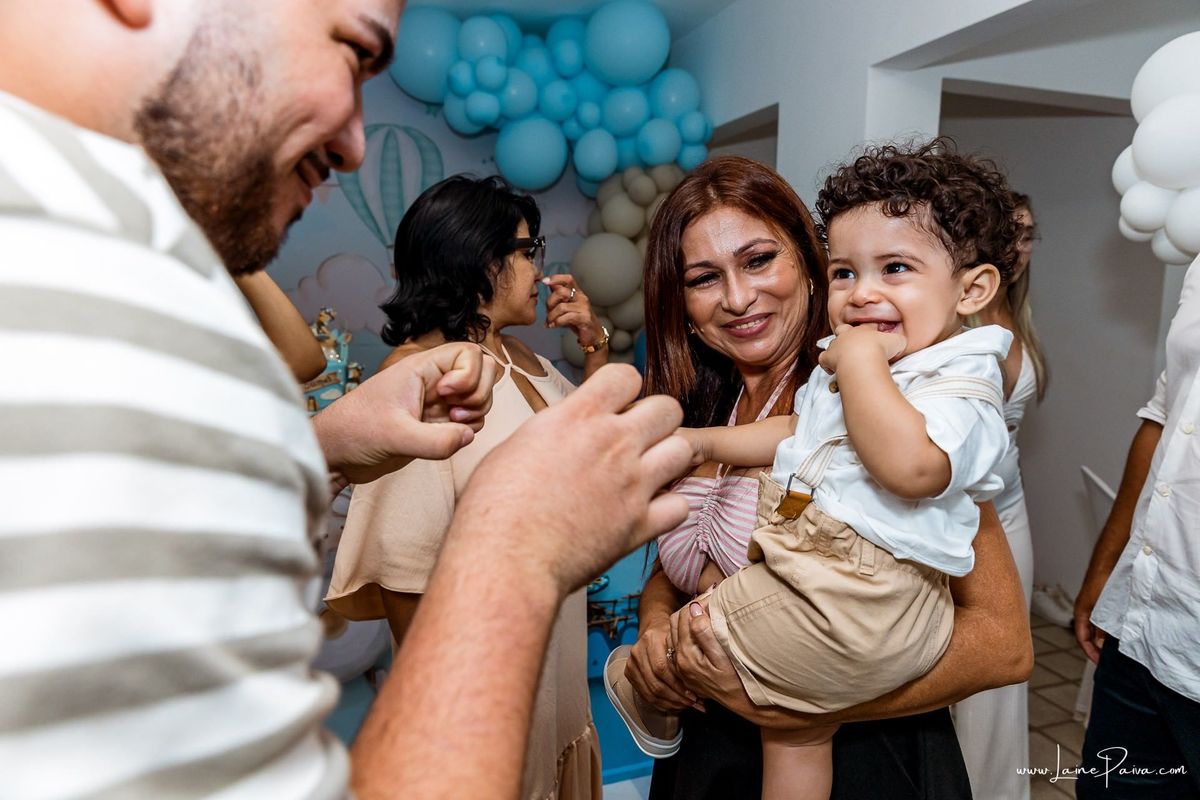 festa no condominio, festa de menino, aniversario de 1 ano, tema Ursinho Aviador, infantil de menino, doces, brincadeiras, diversão, bolo, familia, fotografia de aniversario, fotografo infantil, fotografo em natal