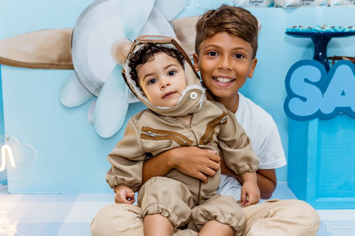 festa no condominio, festa de menino, aniversario de 1 ano, tema Ursinho Aviador, infantil de menino, doces, brincadeiras, diversão, bolo, familia, fotografia de aniversario, fotografo infantil, fotografo em natal
