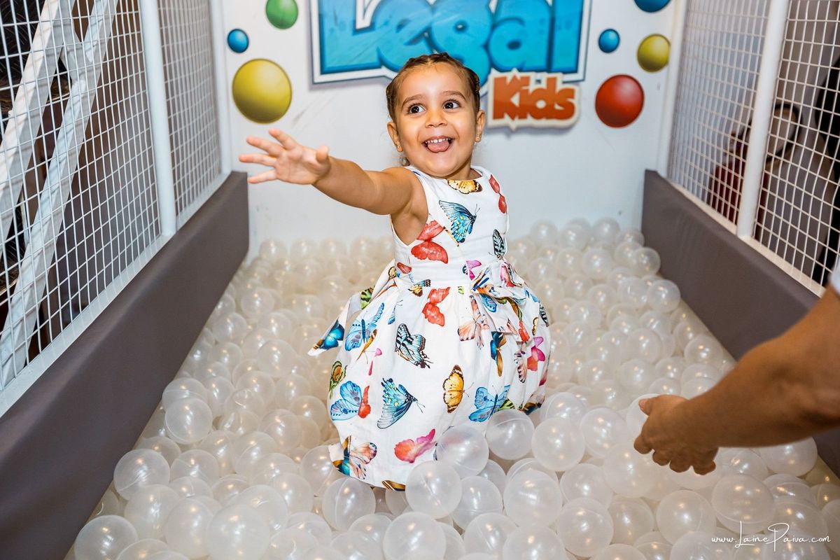 Festa de 3 ano do Bernardo no Let's play, com tema da patrulha canina, cheia de brincadeiras, diversão para as crianças e muito carinho de familiares e amigos. Fotografia de aniversario infantil em natal rn. Festa infantil de menino com bolo e doce.