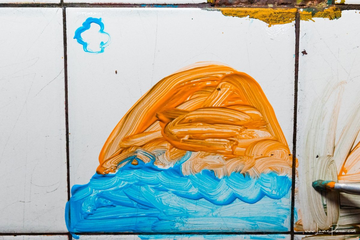 Festa de 4 anos de Helena na Vila do Brincar, com tema Minnie da Disney, cheia de brincadeiras, diversão para as crianças e muito carinho de familiares e amigos. Fotografia de aniversario infantil em natal rn. Festa infantil de menina com bolo e doce.