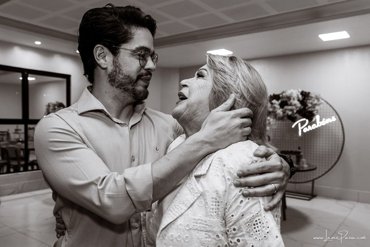 aniversario de adulto - 70 anos - bosque dos passaros - festa - bolo -  familia - fotografia de aniversario - amigos - fotografo em natal - festa no condominio - Evento - Festa simples - diversão - decoração 