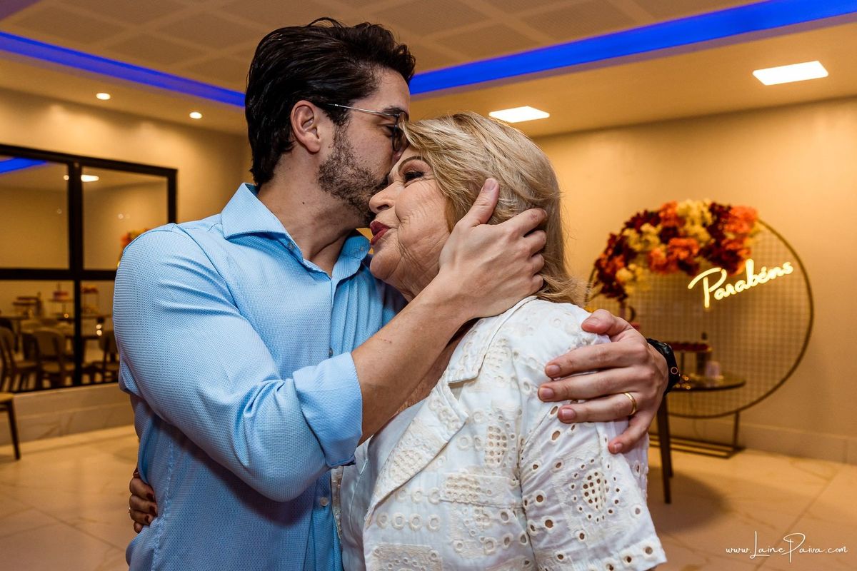 aniversario de adulto - 70 anos - bosque dos passaros - festa - bolo -  familia - fotografia de aniversario - amigos - fotografo em natal - festa no condominio - Evento - Festa simples - diversão - decoração 