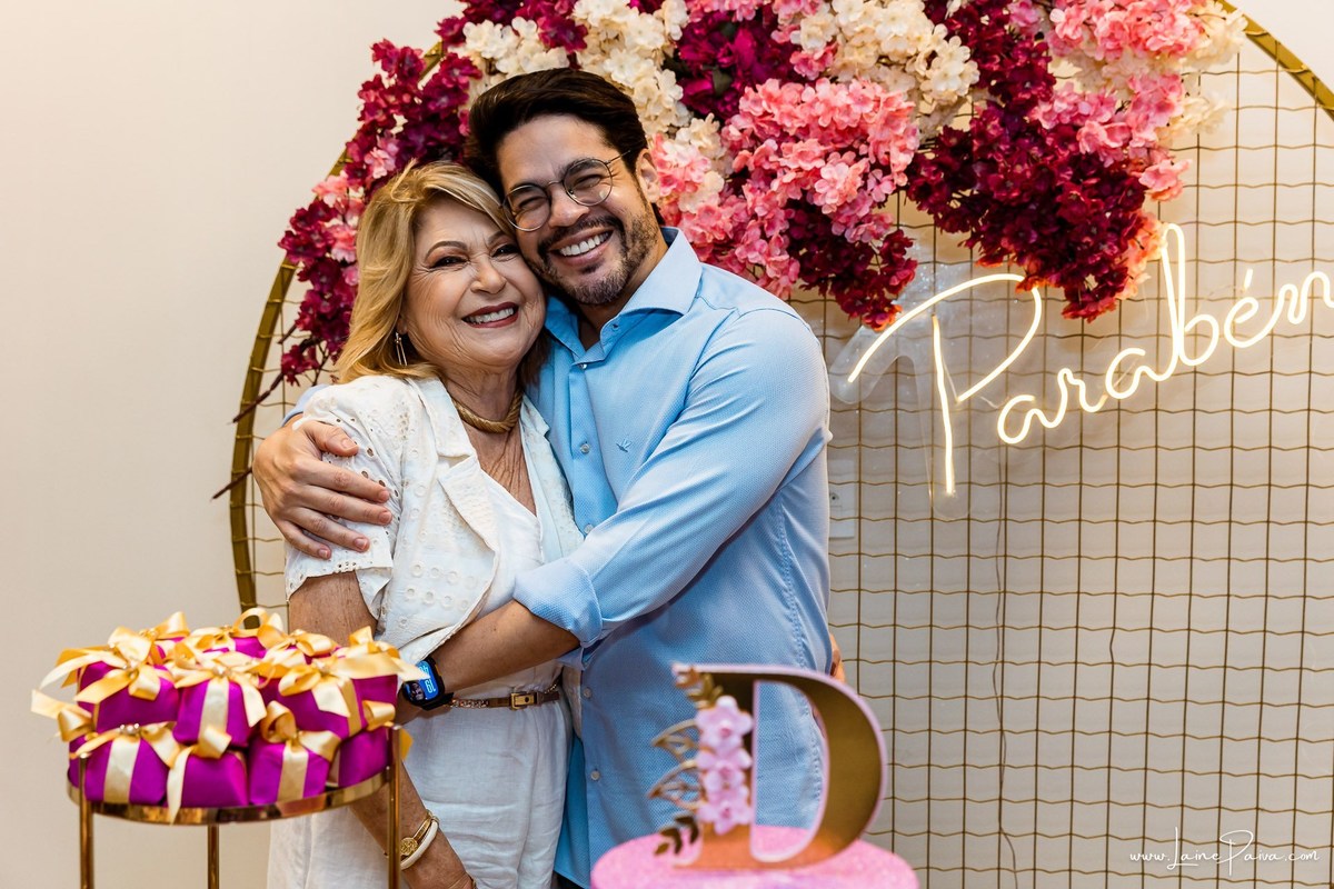 aniversario de adulto - 70 anos - bosque dos passaros - festa - bolo -  familia - fotografia de aniversario - amigos - fotografo em natal - festa no condominio - Evento - Festa simples - diversão - decoração 