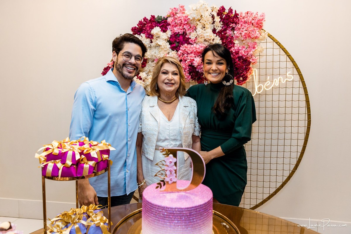 aniversario de adulto - 70 anos - bosque dos passaros - festa - bolo -  familia - fotografia de aniversario - amigos - fotografo em natal - festa no condominio - Evento - Festa simples - diversão - decoração 
