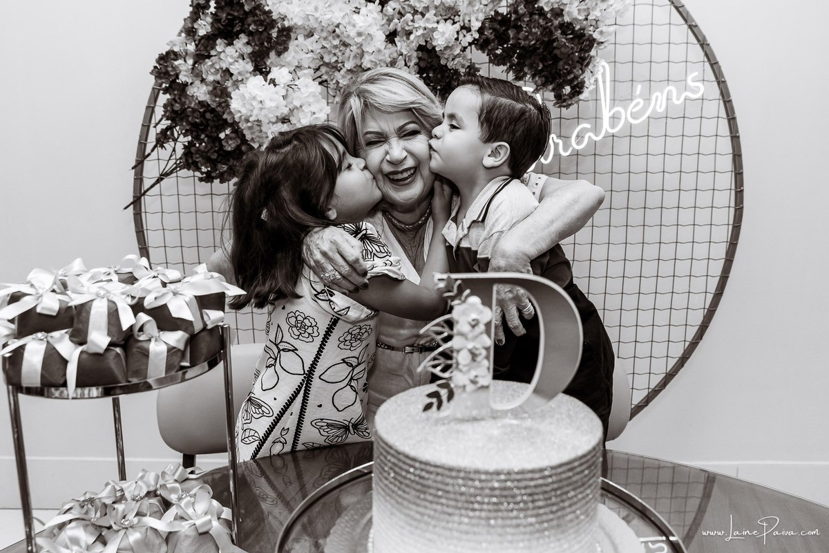 aniversario de adulto - 70 anos - bosque dos passaros - festa - bolo -  familia - fotografia de aniversario - amigos - fotografo em natal - festa no condominio - Evento - Festa simples - diversão - decoração 