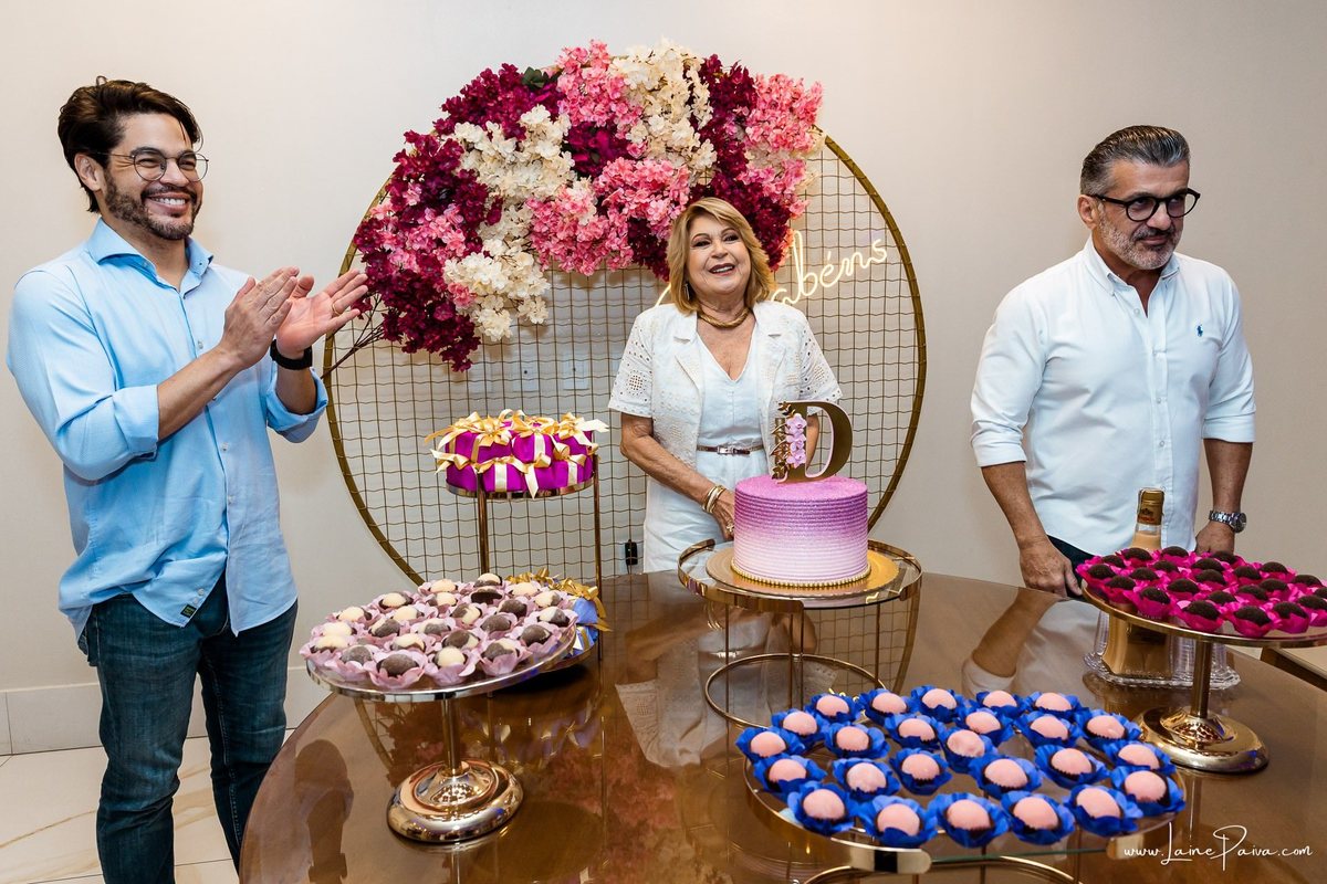 aniversario de adulto - 70 anos - bosque dos passaros - festa - bolo -  familia - fotografia de aniversario - amigos - fotografo em natal - festa no condominio - Evento - Festa simples - diversão - decoração 