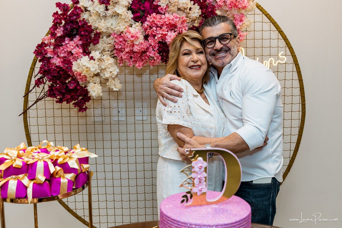 aniversario de adulto - 70 anos - bosque dos passaros - festa - bolo -  familia - fotografia de aniversario - amigos - fotografo em natal - festa no condominio - Evento - Festa simples - diversão - decoração 