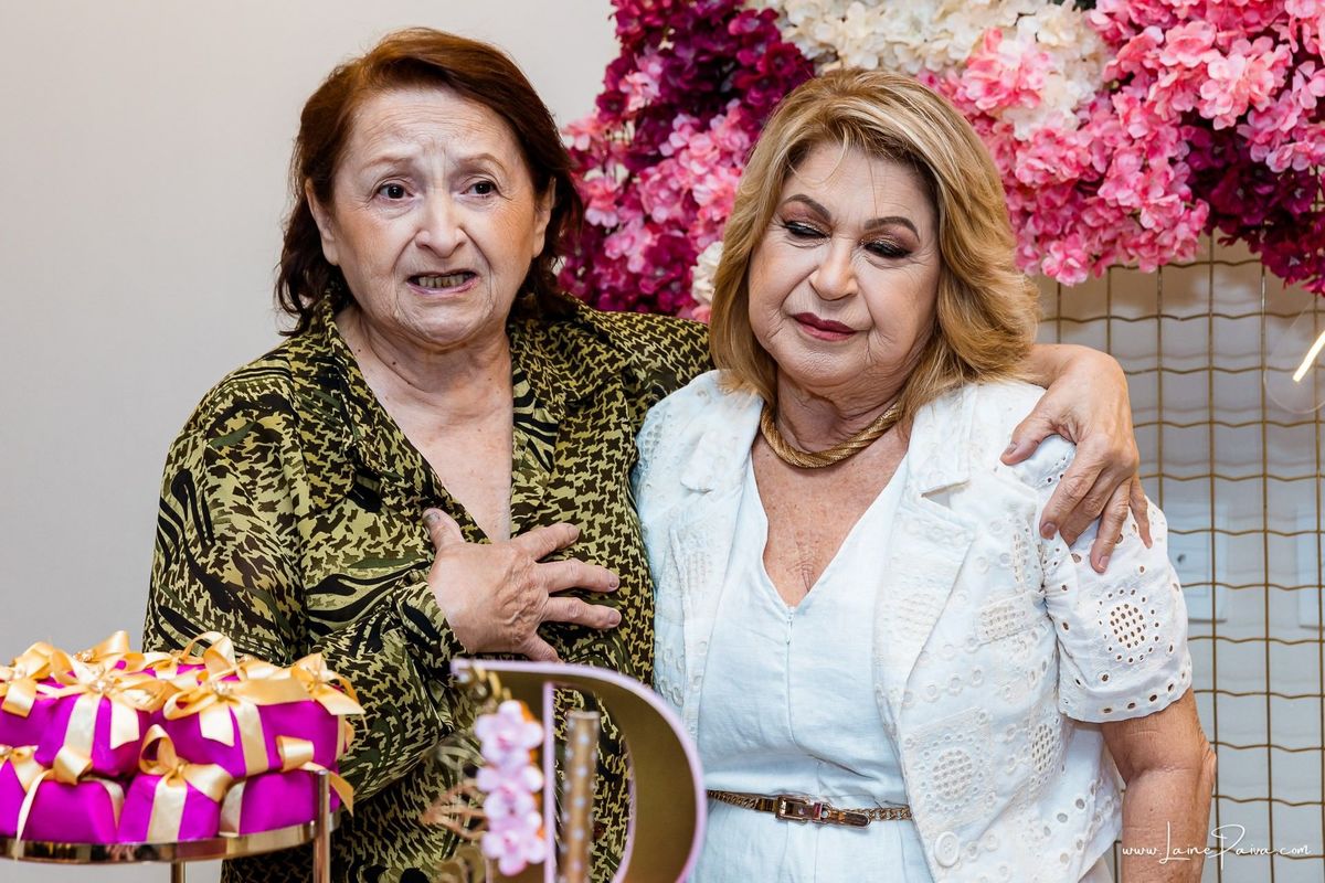 aniversario de adulto - 70 anos - bosque dos passaros - festa - bolo -  familia - fotografia de aniversario - amigos - fotografo em natal - festa no condominio - Evento - Festa simples - diversão - decoração 