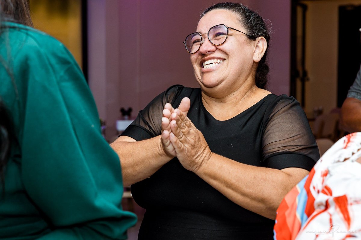 aniversario de adulto - 70 anos - bosque dos passaros - festa - bolo -  familia - fotografia de aniversario - amigos - fotografo em natal - festa no condominio - Evento - Festa simples - diversão - decoração 