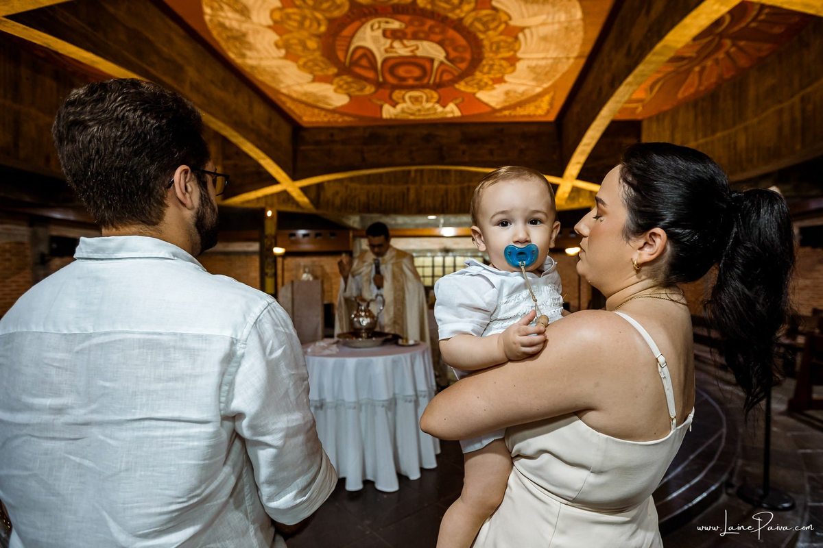 igreja, batizado catolico, criança, infantil, catedral metropolitana de natal, fotografia batizado, fotografo em natal, fotografo infantil, foto de batizado, fotografia em natal, tema batismo,  batismo, cripta