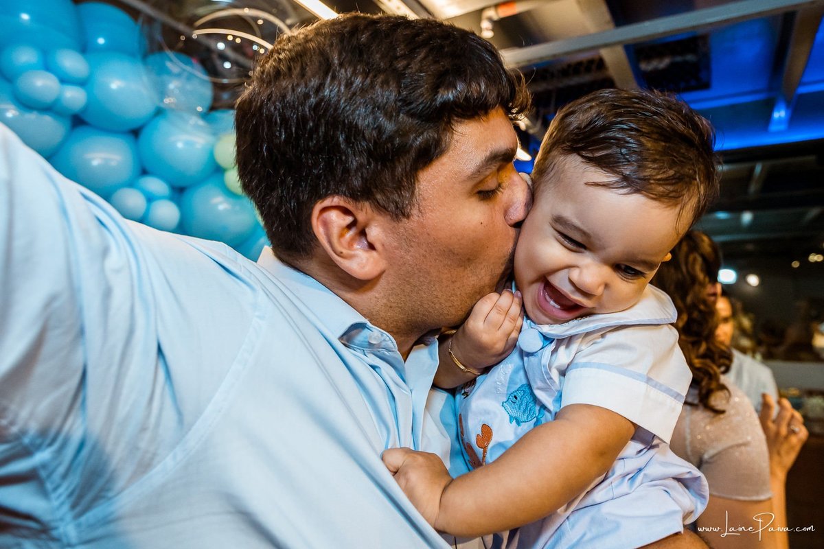 Aniversario infantil, festa de 1 ano de Bento na Game Station do Natal Shopping, com tema fundo do mar, brincadeiras, diversão para as crianças e muito carinho de familiares e amigos. Com piscina de bolinhas, brinquedos, doces. Fotografia de aniversario.