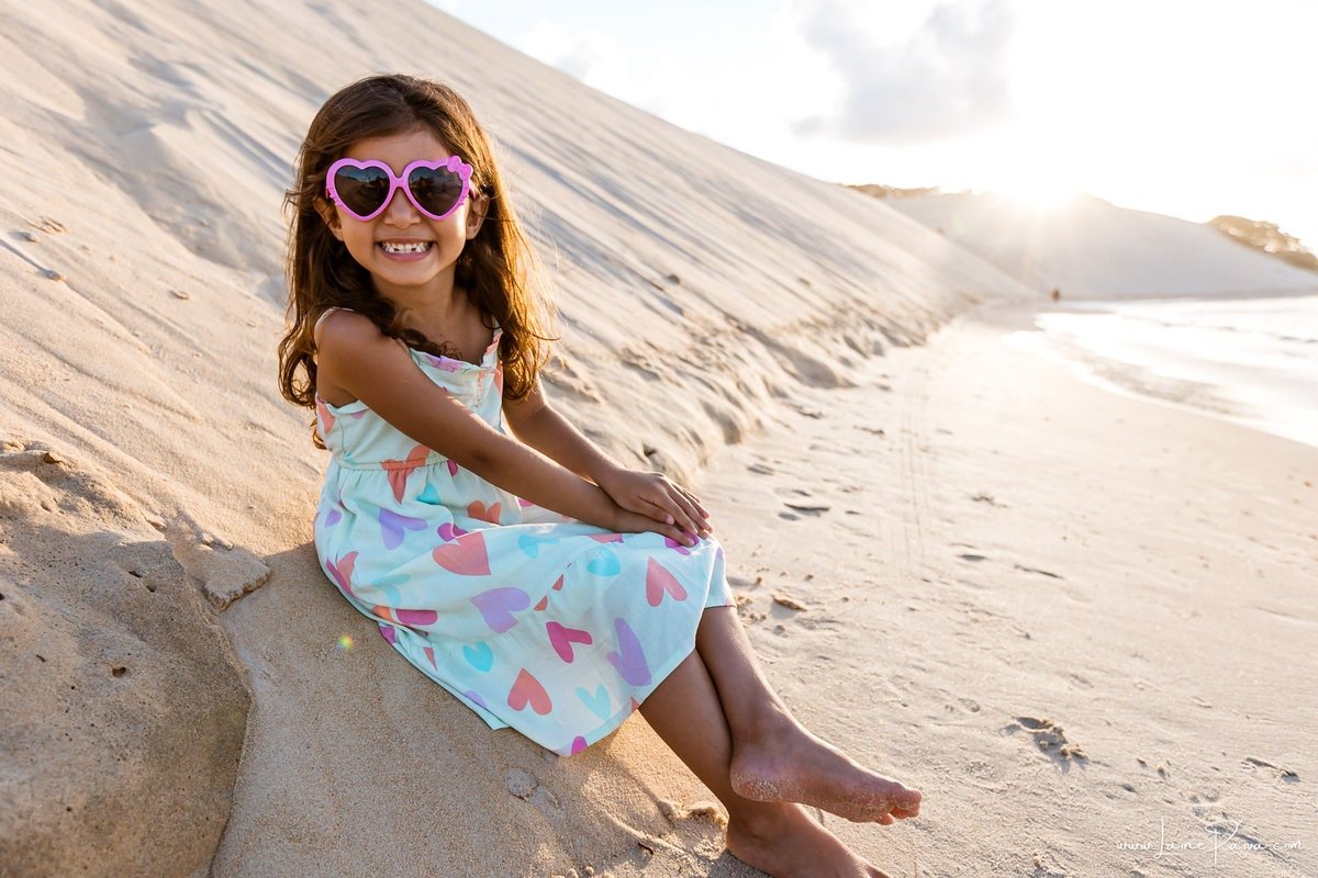 ensaio familia, na praia, ferias, praia genipabu, natal, rn, maternidade, foto de familia, fotografia famliiar, fotografo de familia, fotografia em natal, Ensaio externo, dunas, genipabu, mãe e filha, pai e filha, jenipabu