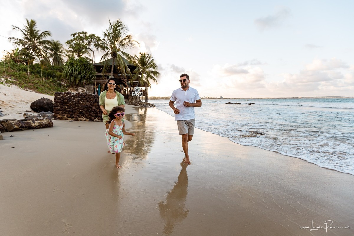 ensaio familia, na praia, ferias, praia genipabu, natal, rn, maternidade, foto de familia, fotografia famliiar, fotografo de familia, fotografia em natal, Ensaio externo, dunas, genipabu, mãe e filha, pai e filha, jenipabu
