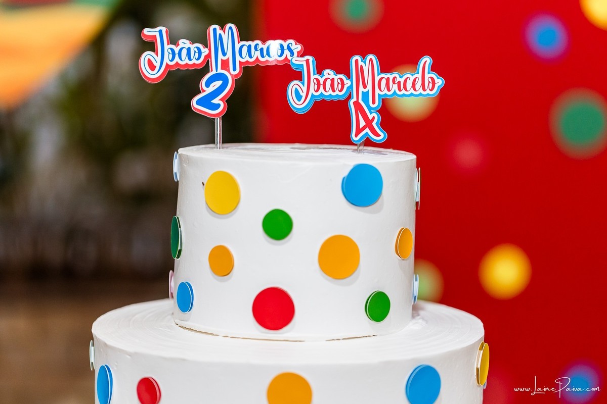 fotografia de Aniversario infantil, festa de 2 anos de Marcos e 4 anos de Marcelo no Condomínio Almerio de Paiva em Tirol em Natal, com tema Patati Patata, brincadeiras, diversão para as crianças e muito carinho de familiares e amigos.