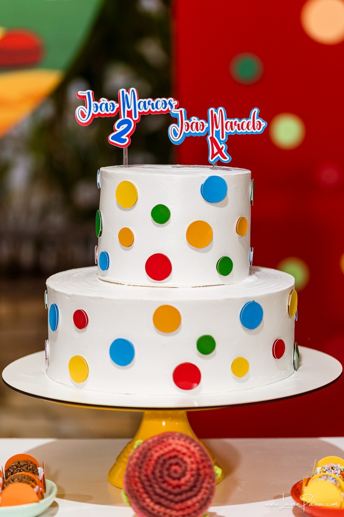 fotografia de Aniversario infantil, festa de 2 anos de Marcos e 4 anos de Marcelo no Condomínio Almerio de Paiva em Tirol em Natal, com tema Patati Patata, brincadeiras, diversão para as crianças e muito carinho de familiares e amigos.