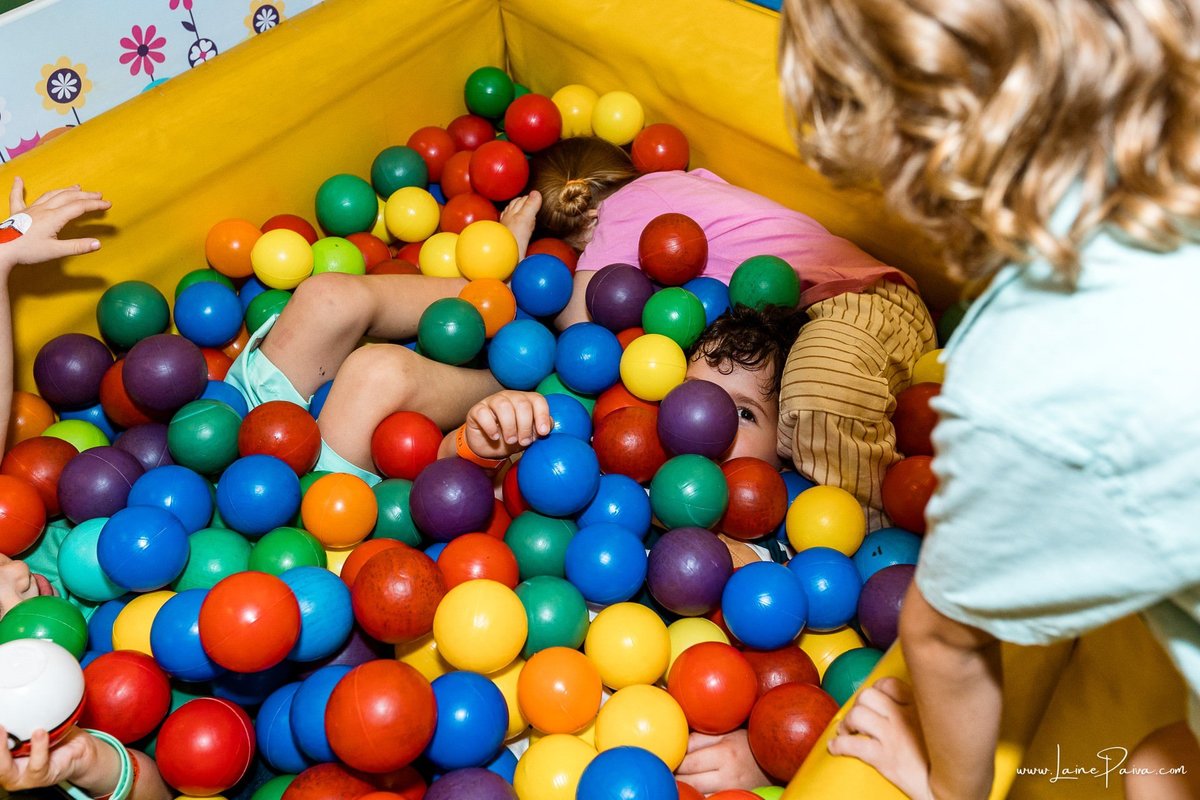 fotografia de Aniversario infantil, festa de 4 anos de Heitor no Brinkids no Natal Shopping, com tema Octonautas, brincadeiras, diversão para as crianças e muito carinho de familiares e amigos.