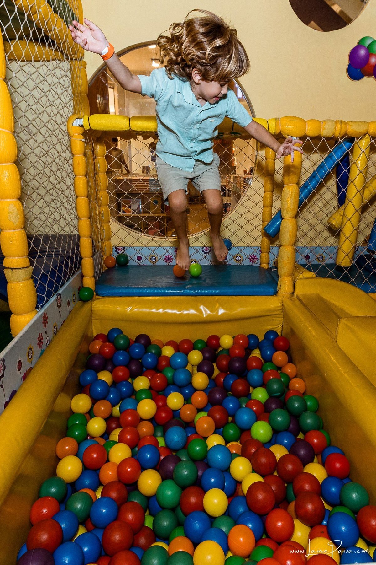 fotografia de Aniversario infantil, festa de 4 anos de Heitor no Brinkids no Natal Shopping, com tema Octonautas, brincadeiras, diversão para as crianças e muito carinho de familiares e amigos.