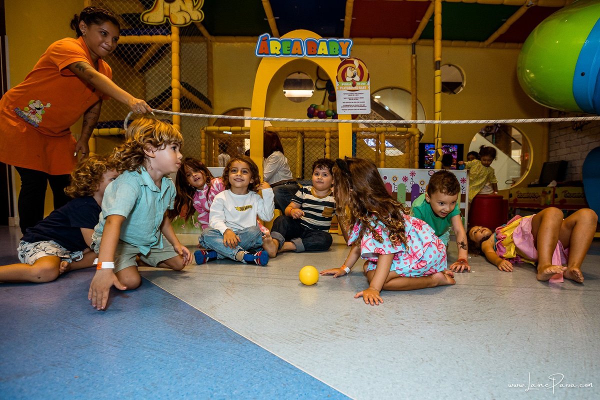 fotografia de Aniversario infantil, festa de 4 anos de Heitor no Brinkids no Natal Shopping, com tema Octonautas, brincadeiras, diversão para as crianças e muito carinho de familiares e amigos.