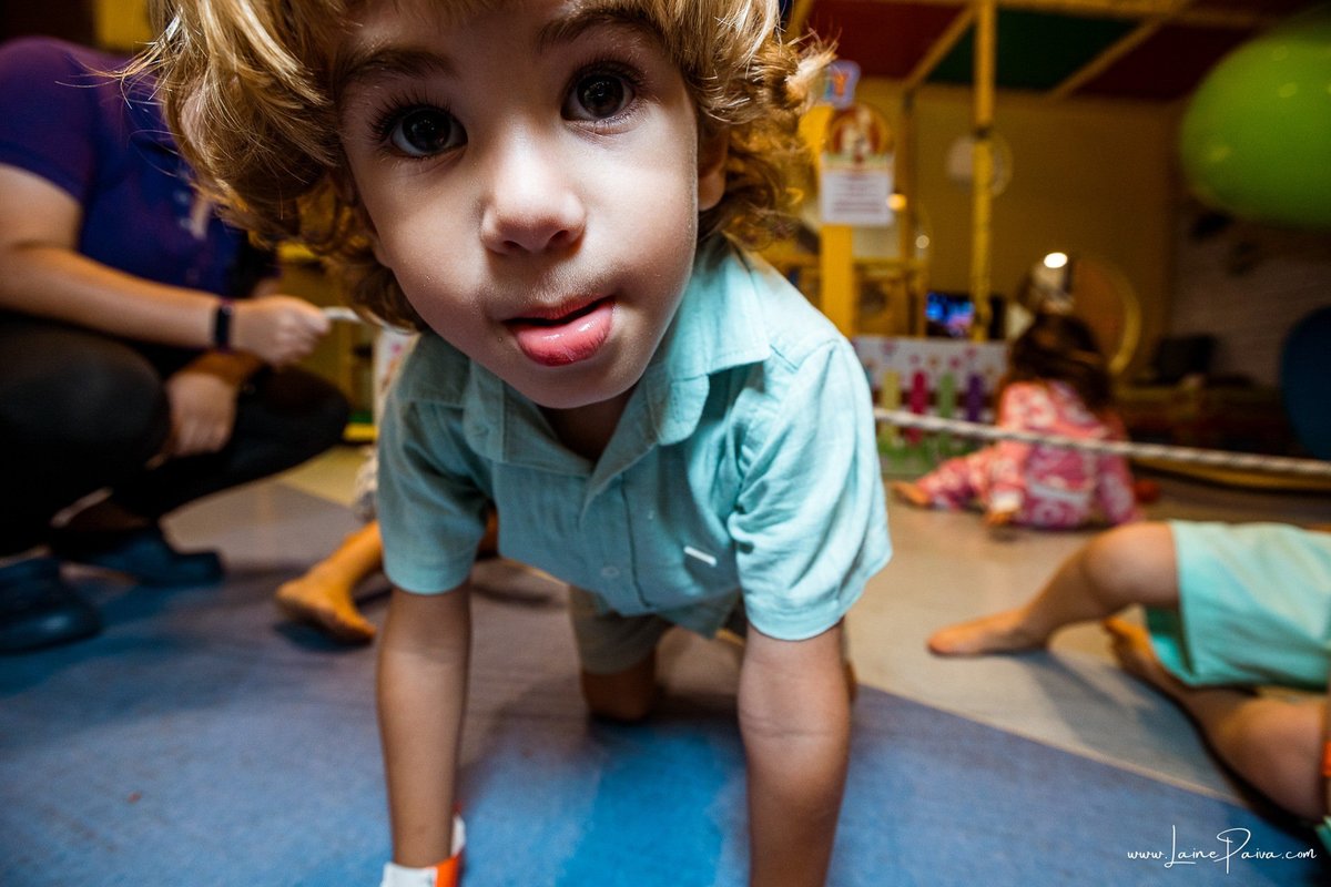 fotografia de Aniversario infantil, festa de 4 anos de Heitor no Brinkids no Natal Shopping, com tema Octonautas, brincadeiras, diversão para as crianças e muito carinho de familiares e amigos.