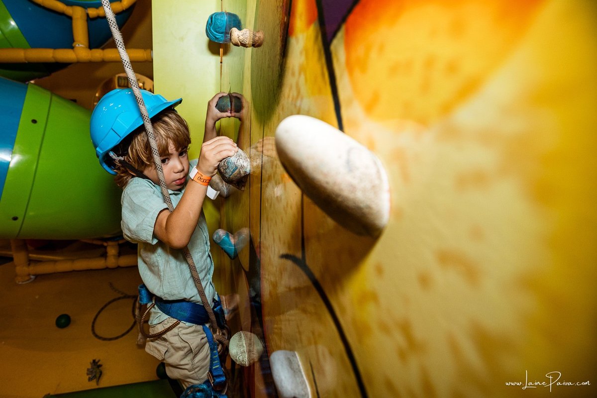 fotografia de Aniversario infantil, festa de 4 anos de Heitor no Brinkids no Natal Shopping, com tema Octonautas, brincadeiras, diversão para as crianças e muito carinho de familiares e amigos.
