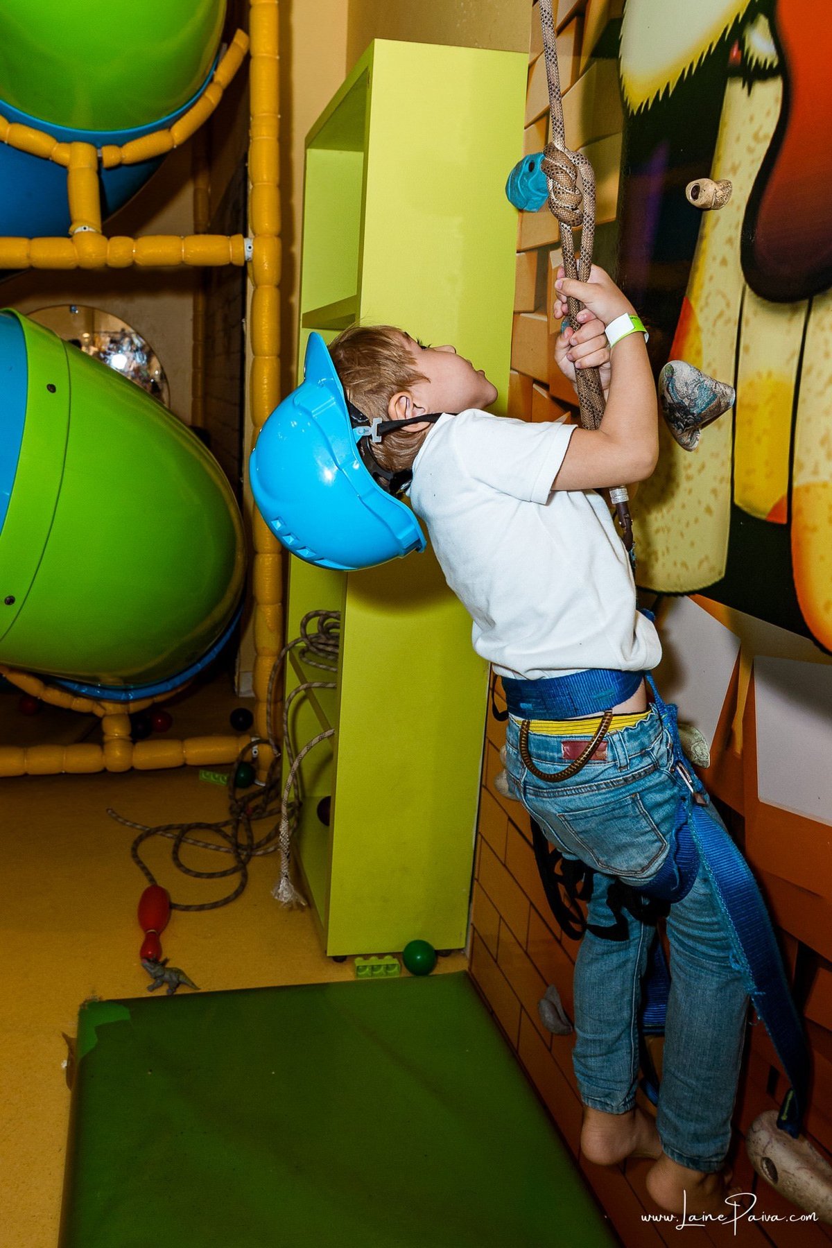 fotografia de Aniversario infantil, festa de 4 anos de Heitor no Brinkids no Natal Shopping, com tema Octonautas, brincadeiras, diversão para as crianças e muito carinho de familiares e amigos.