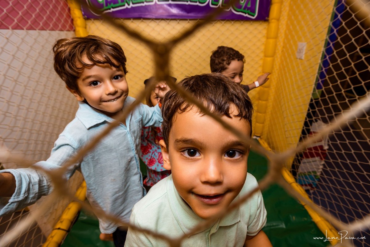 fotografia de Aniversario infantil, festa de 4 anos de Heitor no Brinkids no Natal Shopping, com tema Octonautas, brincadeiras, diversão para as crianças e muito carinho de familiares e amigos.