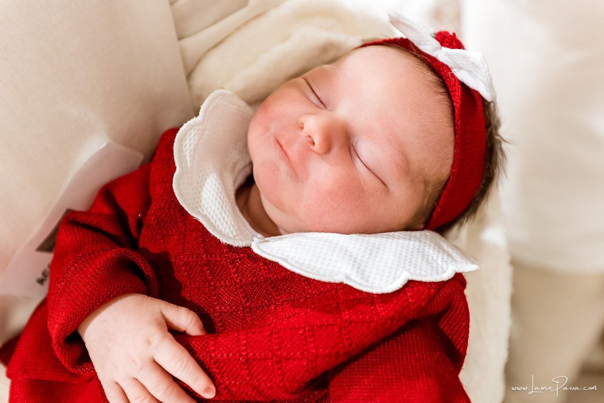 fotografia de parto na maternidade do hospital da Unimed,  parto cesaria, mãe de segunda viagem de menina, primeiros momentos de vida com amor e cuidado, fotografo de parto e familia em Natal, cobertura completa da cesariana, dra luane barros,