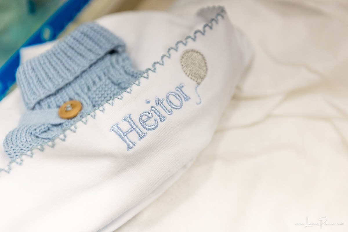 fotografia de parto na maternidade do hospital da Unimed,  parto cesaria, mãe de primeira viagem de menino, primeiros momentos de vida com amor e cuidado, fotografo de parto e familia em Natal, cobertura completa da cesariana, dra priscylla carolinne,