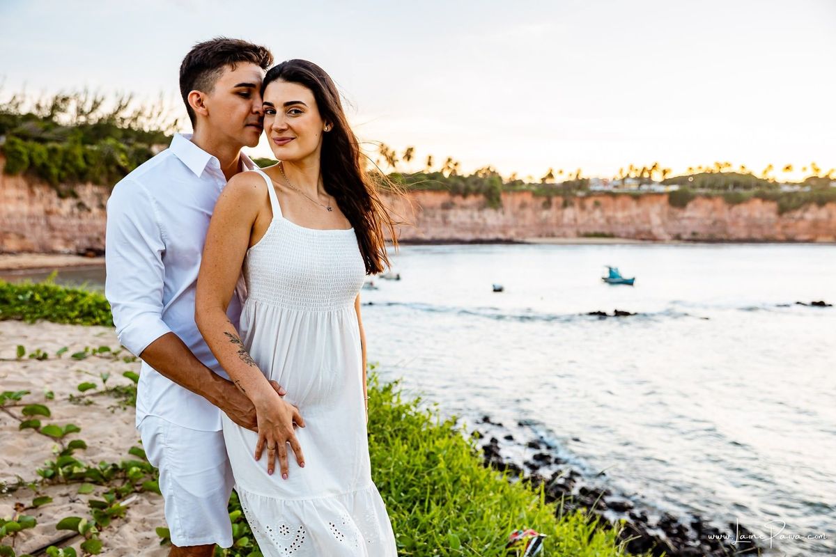 Ensaio pre wedding na praia de Tabatinga em Nisia Floresta, casal, amor, pre casamento, ensaio dos noivos, praia, amor, carinho, cumplicidade, fotografia de casamento em natal, ensaio dos noivos, namorados