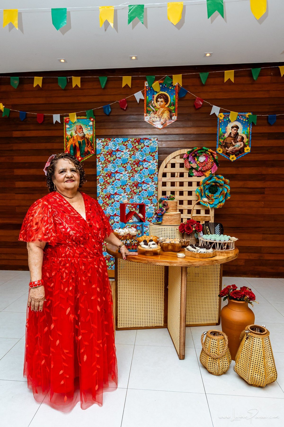 fotografia de Aniversario adulto, festa de 70 anos de Marcelo no condominio Buena Vista em Parnamirim, com tema de festa junina, São João com trio de sanfoneiro, homenagem e muito carinho de familiares e amigos. 
