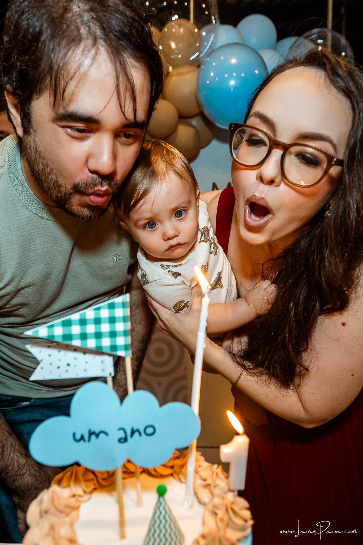 fotografia de Aniversario infantil, festa de 1 ano de Matias no Condomínio Green Club em Parnamirim, com tema minhas aventuras, brincadeiras, música com Tio Fernando, diversão para as crianças e muito carinho de familiares e amigos.