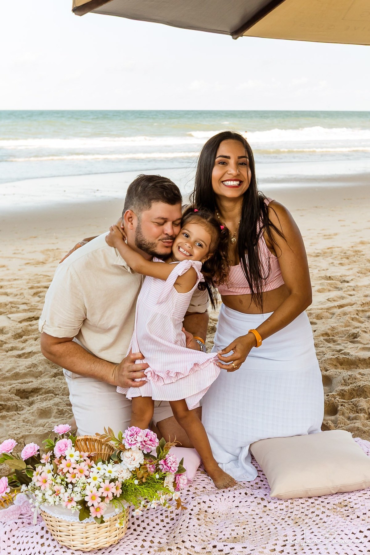ensaio familia, na praia, ponta negra, via costeira, wish resort, natal, rn, aniversario, pique nique, 3 anos, Ensaio externo, fotografia de familia, maternidade,