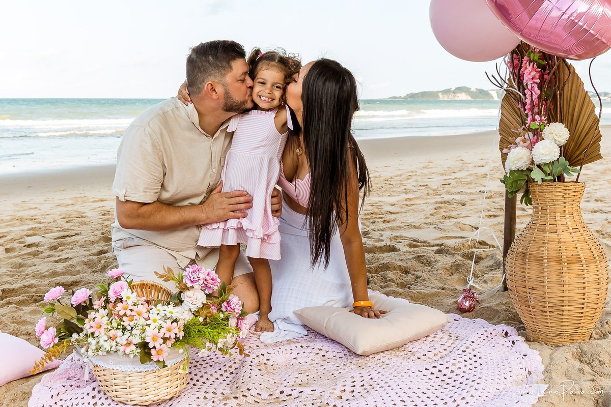 ensaio familia, na praia, ponta negra, via costeira, wish resort, natal, rn, aniversario, pique nique, 3 anos, Ensaio externo, fotografia de familia, maternidade,