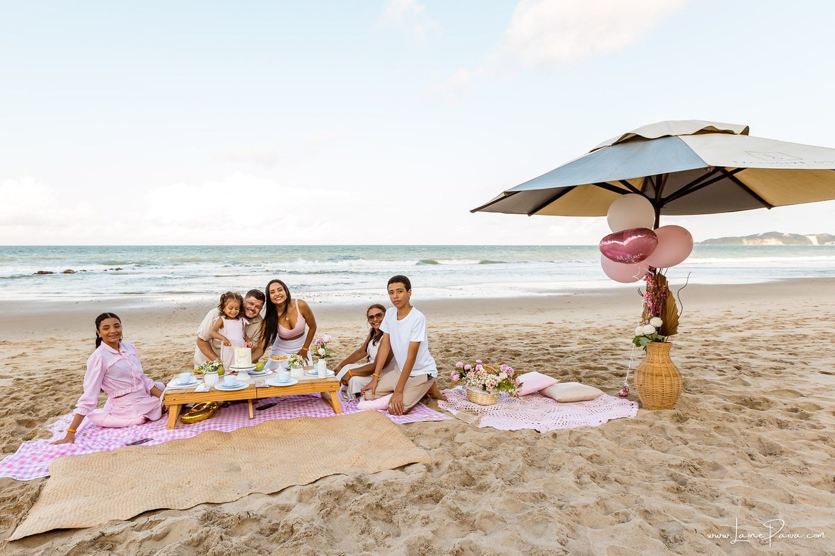 ensaio familia, na praia, ponta negra, via costeira, wish resort, natal, rn, aniversario, pique nique, 3 anos, Ensaio externo, fotografia de familia, maternidade,