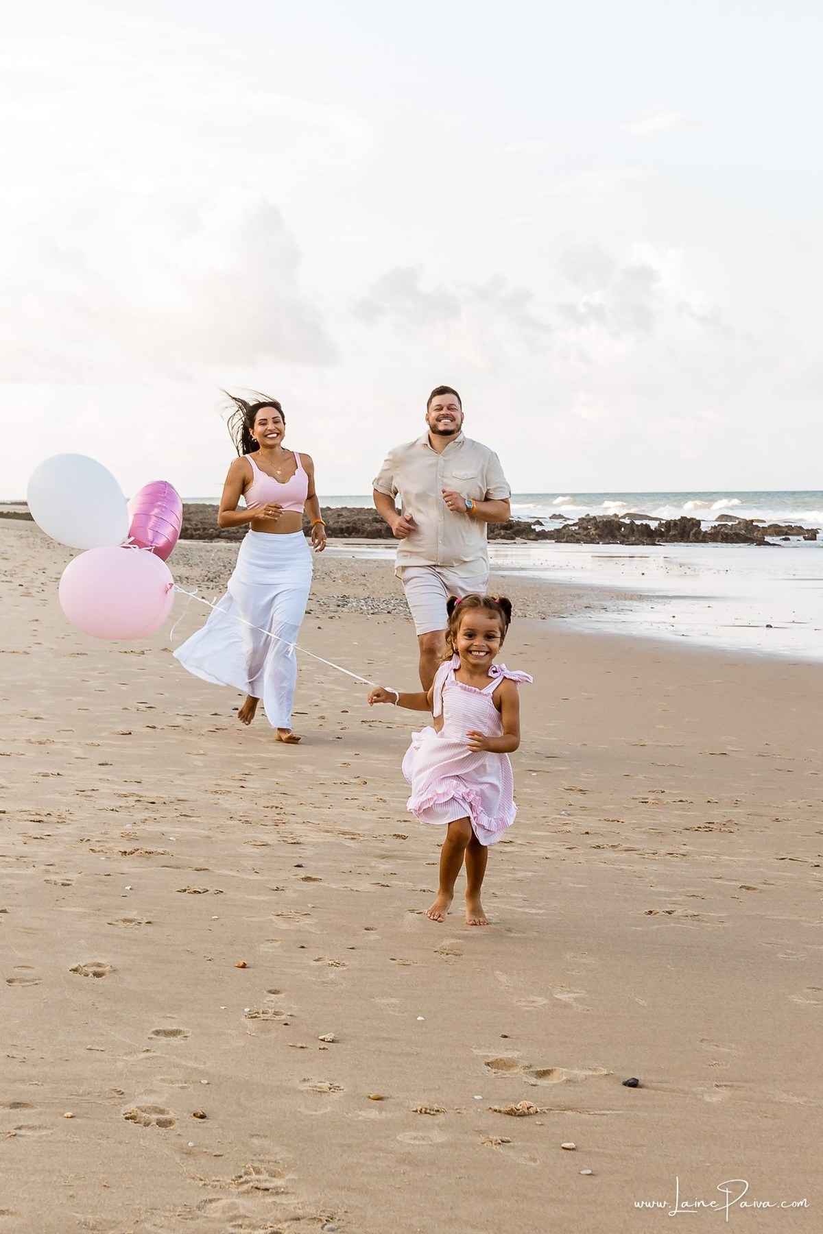 ensaio familia, na praia, ponta negra, via costeira, wish resort, natal, rn, aniversario, pique nique, 3 anos, Ensaio externo, fotografia de familia, maternidade,