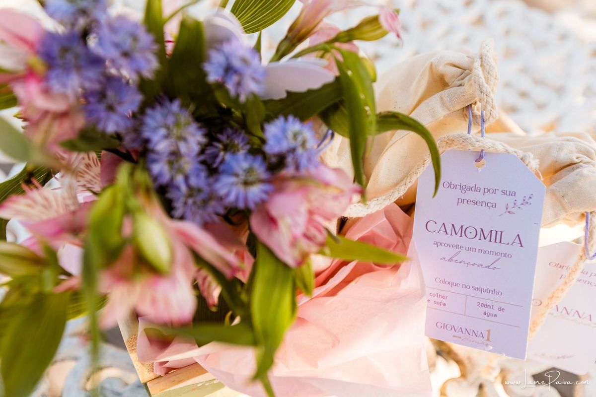 Lembrança do primeiro aniversário de Giovana, preparada com carinho para os convidados. Um detalhe especial da decoração da festa infantil no Complexo Capiba, em Natal, celebrando um ano de vida e muitas memórias.